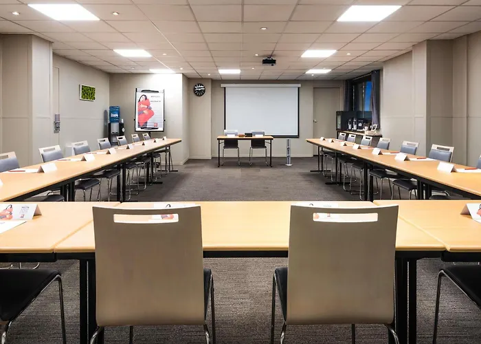 Ibis Paris Alesia Montparnasse Hotel